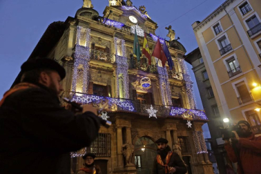 Galería de Imágenes sobre la iluminación de Navidad en Pamplona