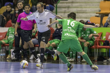 Osasuna Magna, Osasuna, Osasuna femenino y amigos de Puñal disputaron un torneo benéfico organizado por Sadar Bizirik.