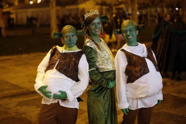 Imágenes de los disfraces de Nochevieja 2017 de Pamplona
