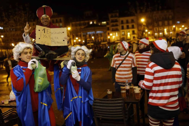 Imágenes de los disfraces de Nochevieja 2017 de Pamplona