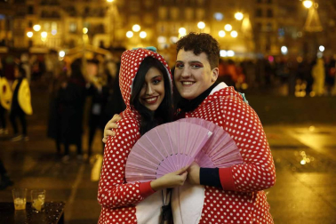 Imágenes de los disfraces de Nochevieja 2017 de Pamplona