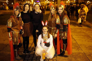 Imágenes de los disfraces de Nochevieja 2017 de Pamplona