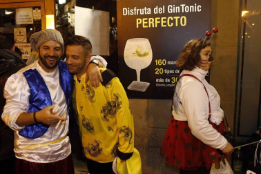 Imágenes de los disfraces de Nochevieja 2017 de Pamplona
