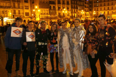 Imágenes de los disfraces de Nochevieja 2017 de Pamplona