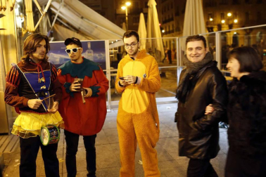 Imágenes de los disfraces de Nochevieja 2017 de Pamplona