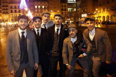 Imágenes de los disfraces de Nochevieja 2017 de Pamplona