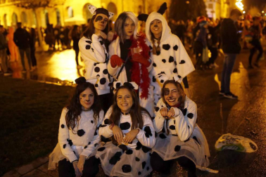 Imágenes de los disfraces de Nochevieja 2017 de Pamplona