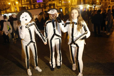 Imágenes de los disfraces de Nochevieja 2017 de Pamplona