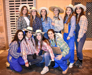 Imágenes de los disfraces de Nochevieja 2017 de Pamplona