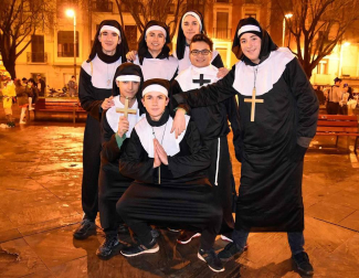 Imágenes de los disfraces de Nochevieja 2017 de Pamplona