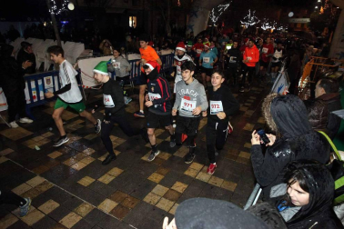Imágenes de la San Silvestre celebrada en Tudela en 2017