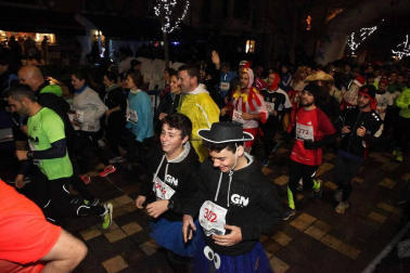 Imágenes de la San Silvestre celebrada en Tudela en 2017