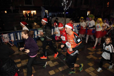 Imágenes de la San Silvestre celebrada en Tudela en 2017