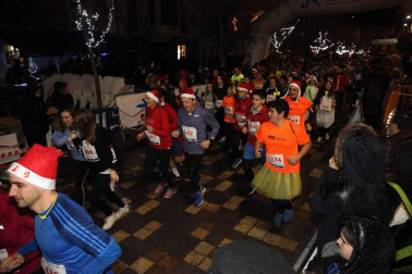 Imágenes de la San Silvestre celebrada en Tudela en 2017