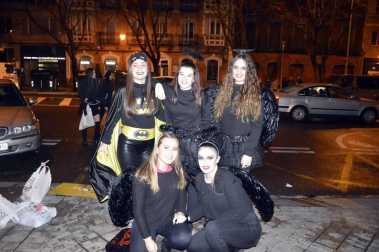 Imágenes de los disfraces de la Nochevieja de 2017 en Pamplona