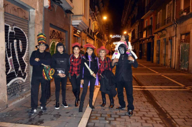 Imágenes de los disfraces de la Nochevieja de 2017 en Pamplona
