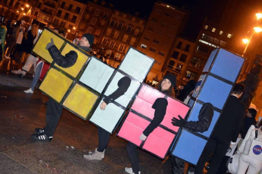 Imágenes de los disfraces de la Nochevieja de 2017 en Pamplona