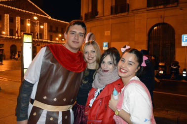 Imágenes de los disfraces de la Nochevieja de 2017 en Pamplona