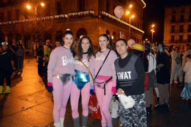 Imágenes de los disfraces de la Nochevieja de 2017 en Pamplona