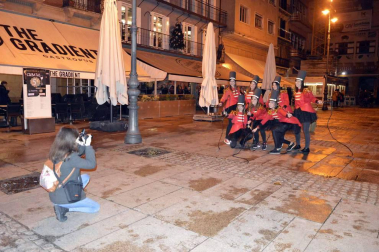 Imágenes de los disfraces de la Nochevieja de 2017 en Pamplona