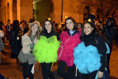 Imágenes de los disfraces de la Nochevieja de 2017 en Pamplona