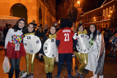 Imágenes de los disfraces de la Nochevieja de 2017 en Pamplona