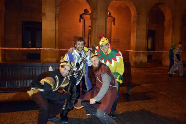 Imágenes de los disfraces de la Nochevieja de 2017 en Pamplona