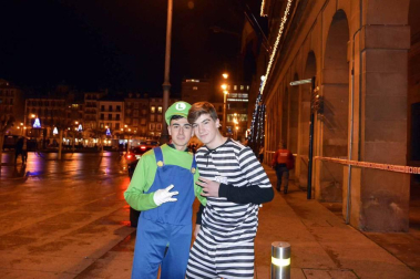 Imágenes de los disfraces de la Nochevieja de 2017 en Pamplona