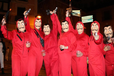 Imágenes de los disfraces de la Nochevieja de 2017 en Pamplona