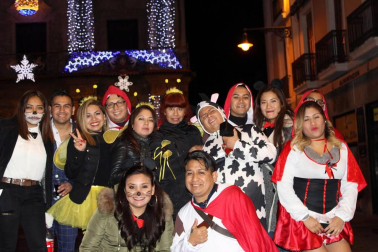 Imágenes de los disfraces de la Nochevieja de 2017 en Pamplona