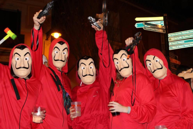 Imágenes de los disfraces de la Nochevieja de 2017 en Pamplona