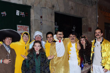 Imágenes de los disfraces de la Nochevieja de 2017 en Pamplona