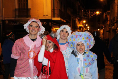 Imágenes de los disfraces de la Nochevieja de 2017 en Pamplona