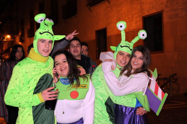 Imágenes de los disfraces de la Nochevieja de 2017 en Pamplona