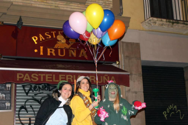 Imágenes de los disfraces de la Nochevieja de 2017 en Pamplona