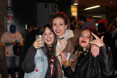 Imágenes de los disfraces de la Nochevieja de 2017 en Pamplona