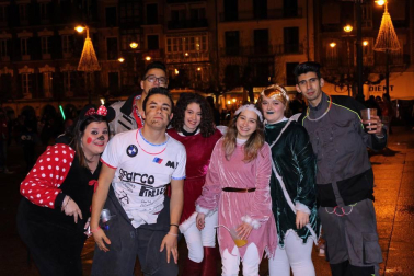 Imágenes de los disfraces de la Nochevieja de 2017 en Pamplona