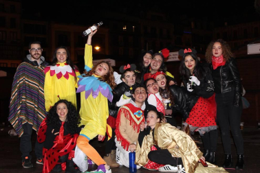 Imágenes de los disfraces de la Nochevieja de 2017 en Pamplona