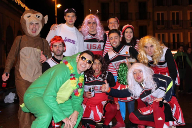 Imágenes de los disfraces de la Nochevieja de 2017 en Pamplona