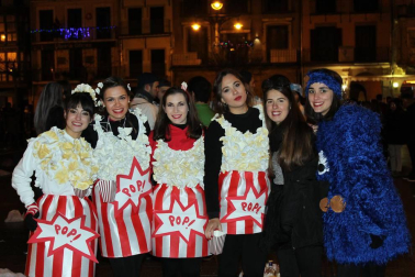Imágenes de los disfraces de la Nochevieja de 2017 en Pamplona