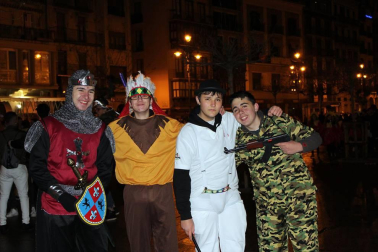 Imágenes de los disfraces de la Nochevieja de 2017 en Pamplona