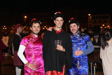 Imágenes de los disfraces de la Nochevieja de 2017 en Pamplona