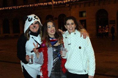 Imágenes de los disfraces de la Nochevieja de 2017 en Pamplona
