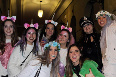 Imágenes de los disfraces de la Nochevieja de 2017 en Pamplona