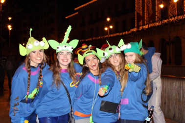 Imágenes de los disfraces de la Nochevieja de 2017 en Pamplona