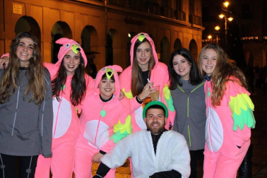 Imágenes de los disfraces de la Nochevieja de 2017 en Pamplona