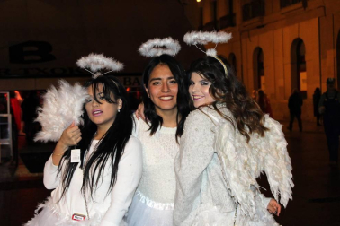 Imágenes de los disfraces de la Nochevieja de 2017 en Pamplona