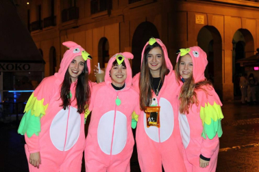 Imágenes de los disfraces de la Nochevieja de 2017 en Pamplona