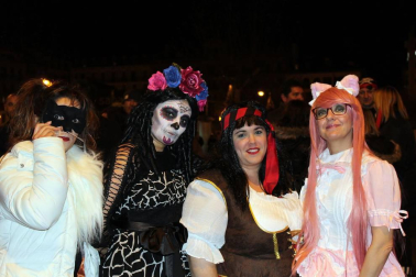 Imágenes de los disfraces de la Nochevieja de 2017 en Pamplona