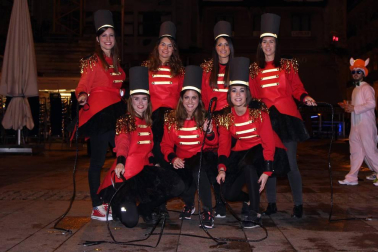 Imágenes de los disfraces de la Nochevieja de 2017 en Pamplona